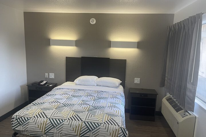 Room 22 of 59