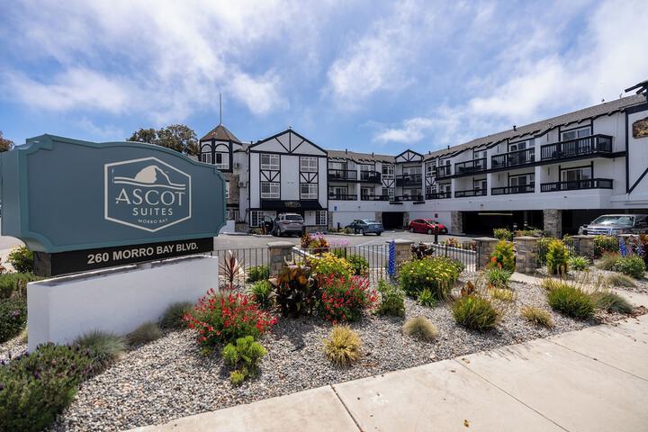 Ascot Suites