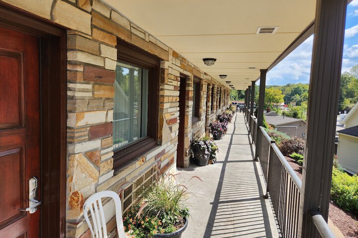Jefferson Hills Motel