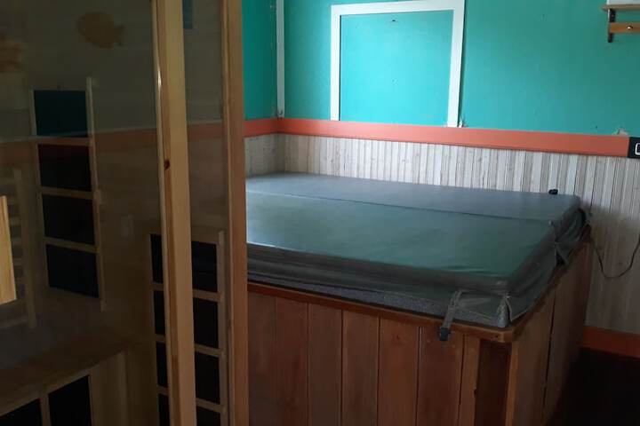 Room 12 of 14