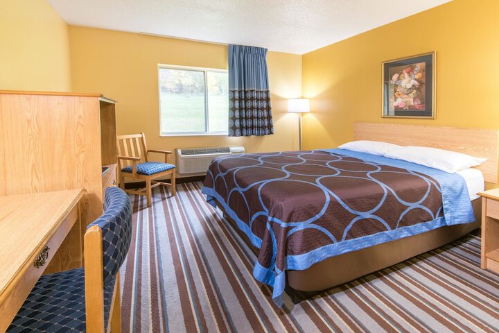 Room 16 of 21