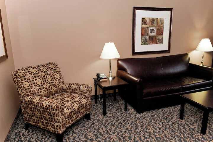 Room 25 of 118