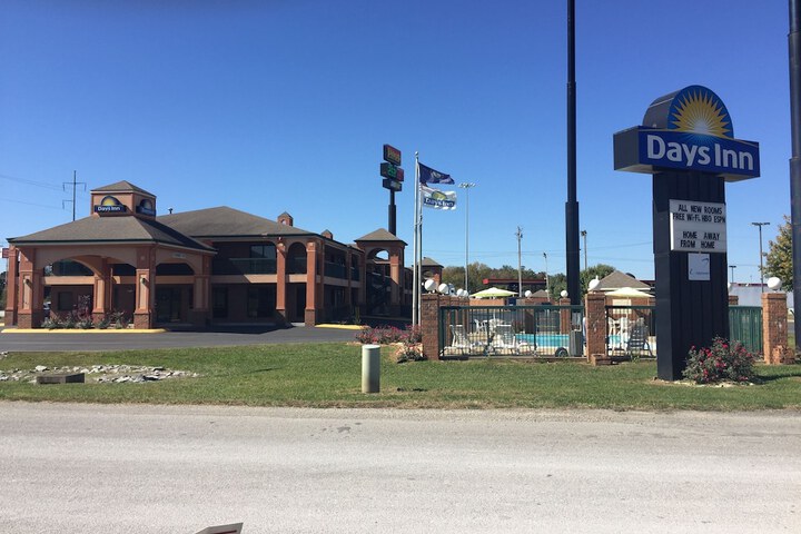 Days Inn by Wyndham Franklin