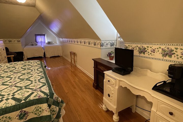 Room 40 of 57
