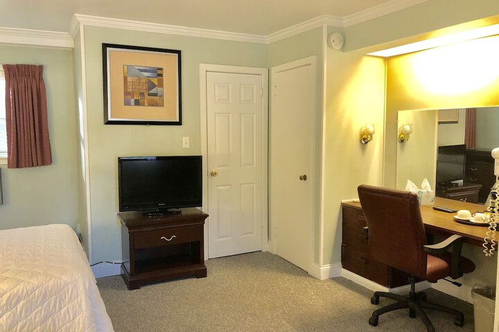 Room 34 of 58