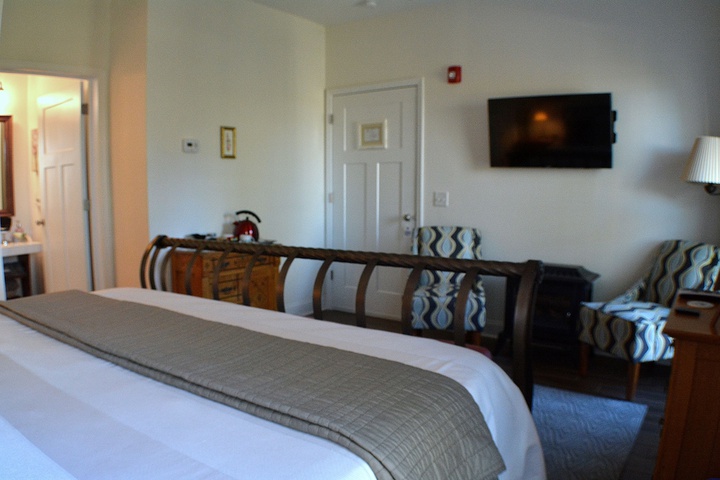 Room 42 of 56