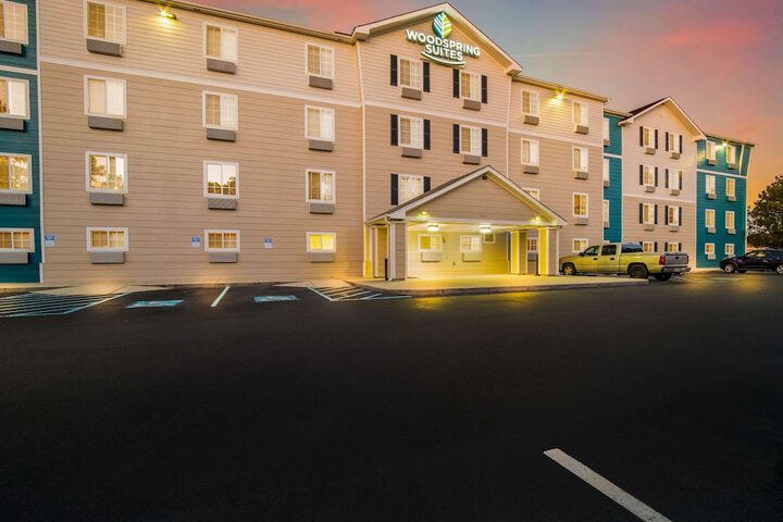 Hotel 2 of 27