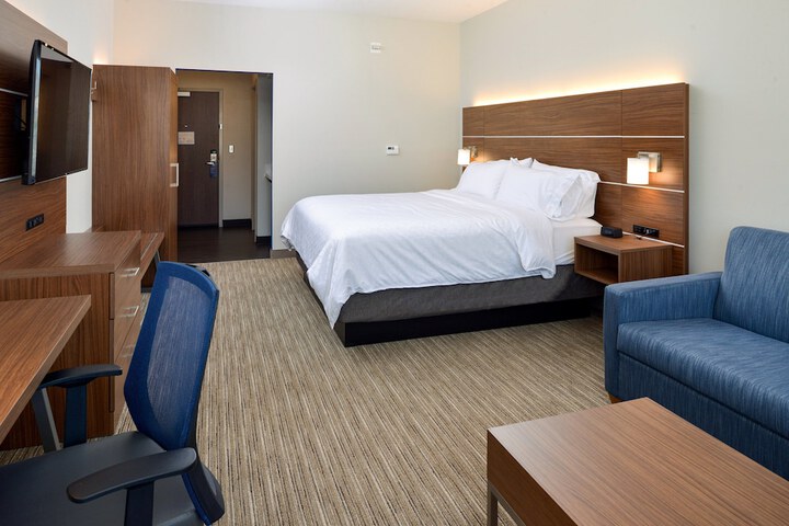 Room 18 of 59