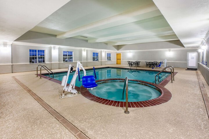 Pool 5 of 43
