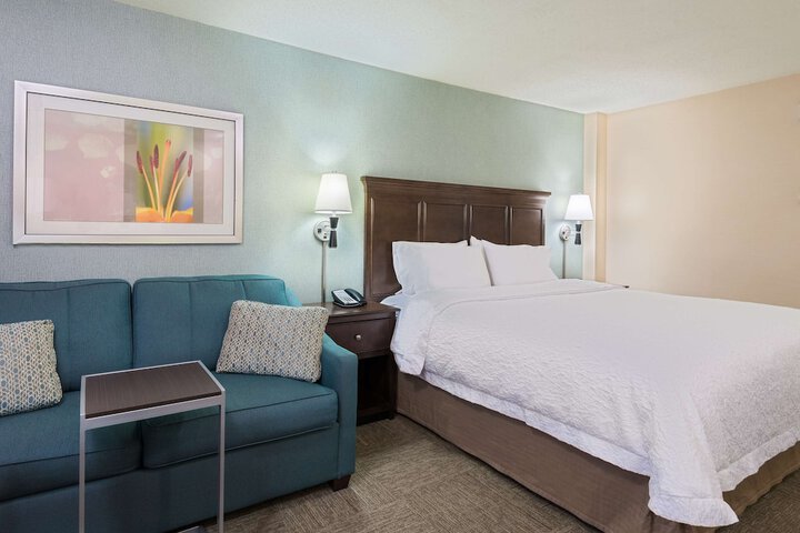 Hampton Inn White Plains / Tarrytown
