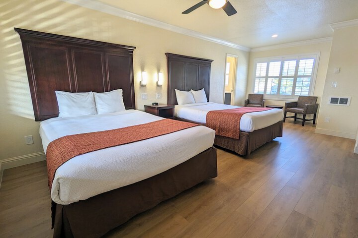 Room 16 of 32
