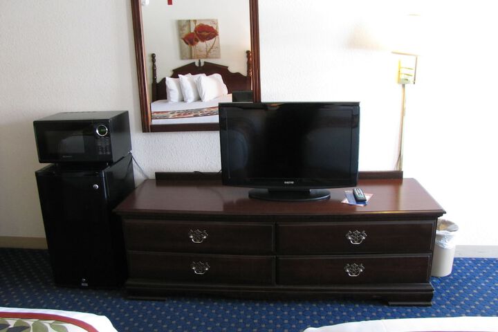 Room 34 of 75