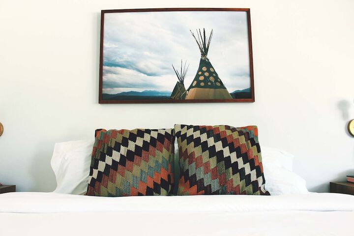 Room 27 of 52