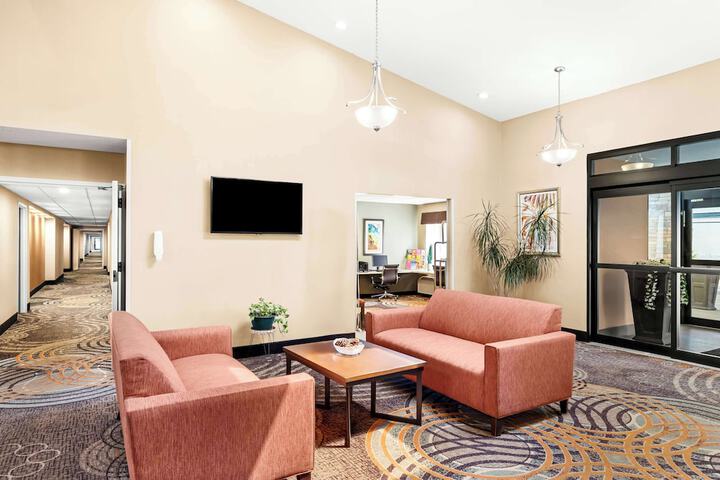 Hotel Interior 7 of 32