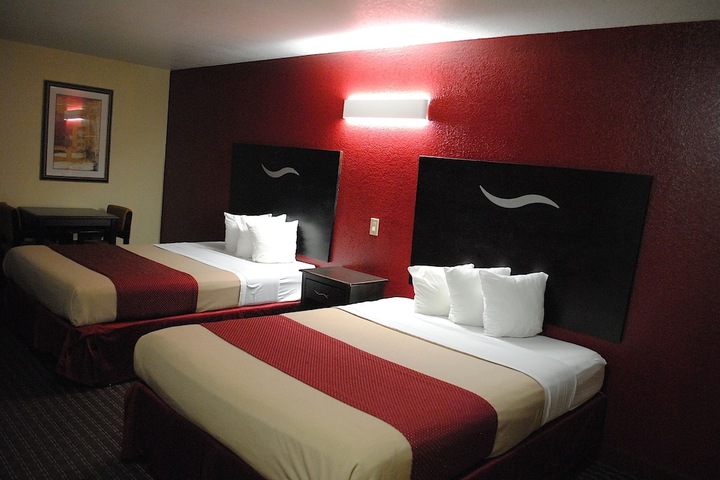 Room 18 of 39