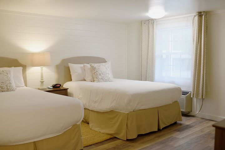 Room 15 of 22