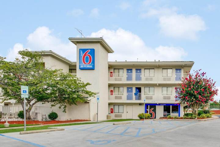 Motel 6 Columbus OH - West