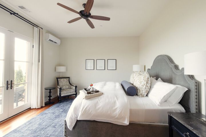 Room 9 of 17