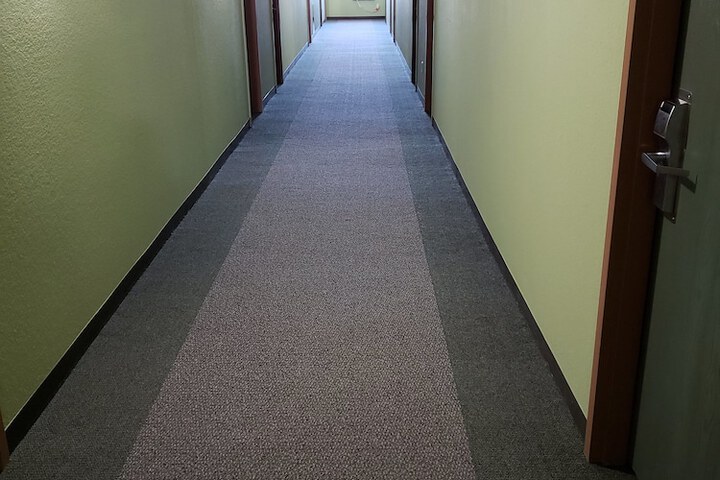 Ballroom/Hall 72 of 80