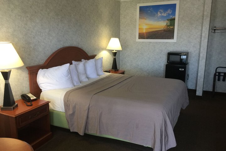 Room 20 of 28