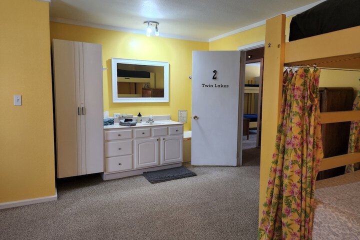 Room 9 of 46