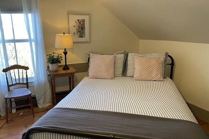 Room 11 of 23