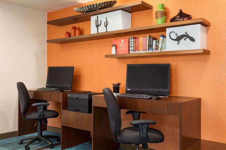 Business Center 25 of 25