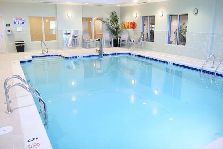 Pool 4 of 35