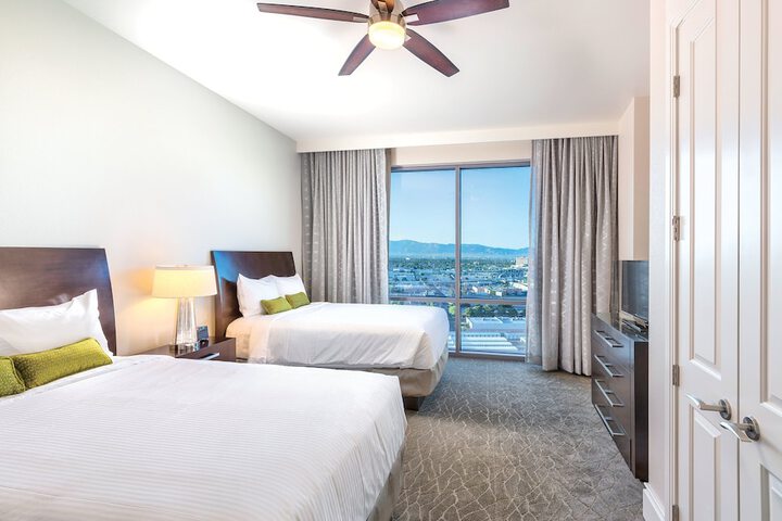 Club Wyndham Desert Blue