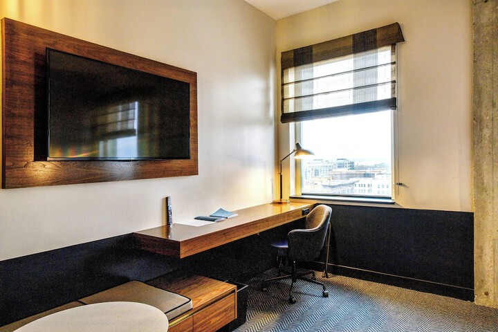Room 12 of 42