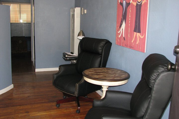 Room 70 of 90