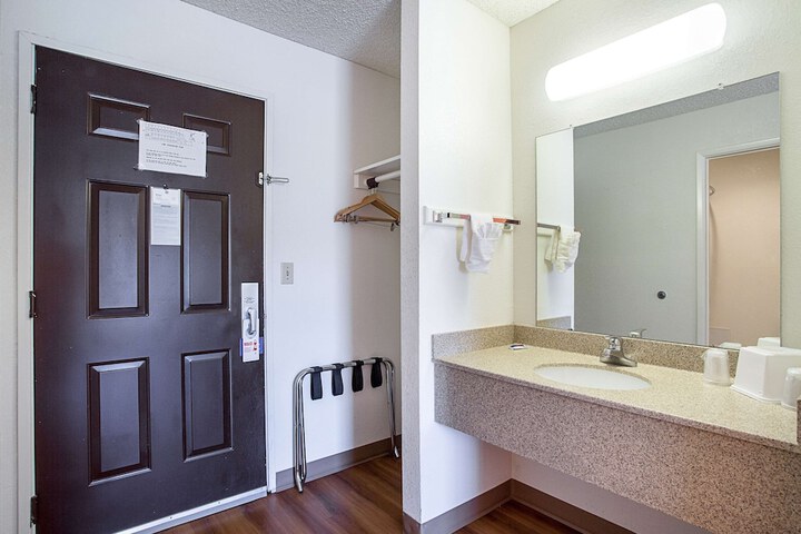 Room 20 of 44