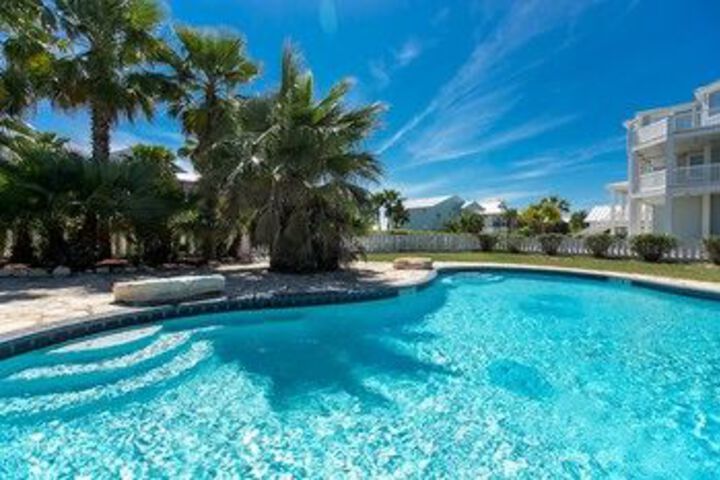 5BR 4 5BA Newly Built Luxury Beach House by RedAwning