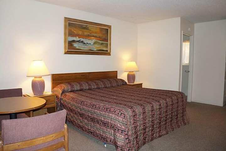 Room 16 of 39