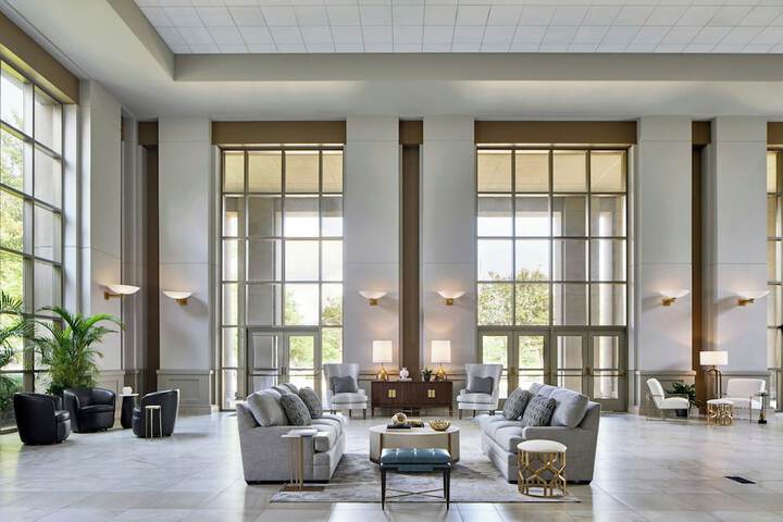 Renaissance Shoals Resort & Spa