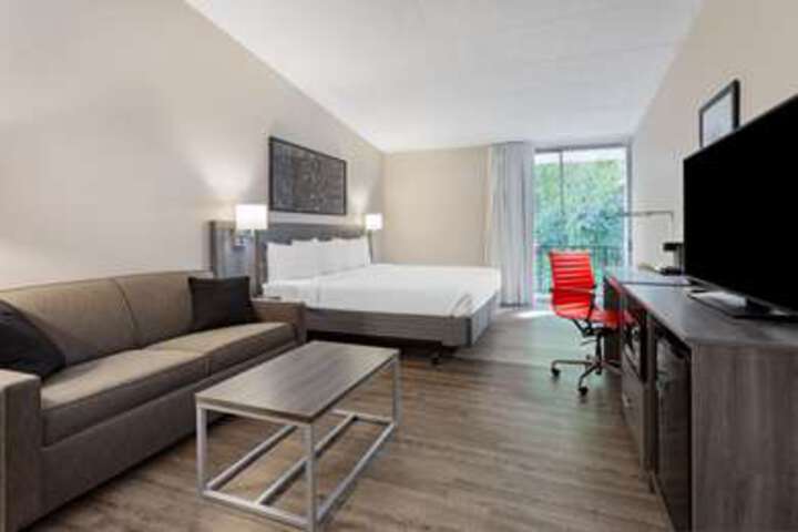 Room 57 of 160