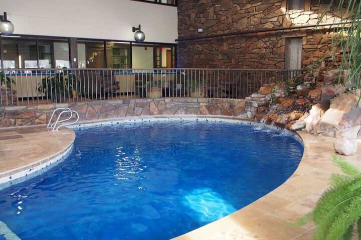 Pool 12 of 73