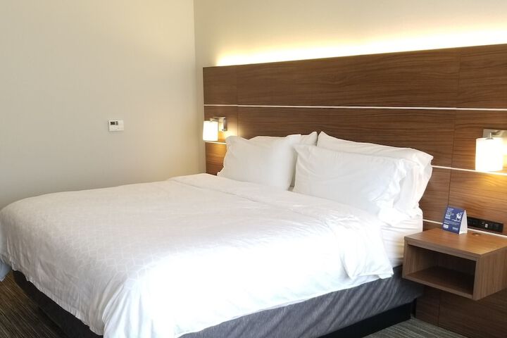 Holiday Inn Express & Suites Elko by IHG