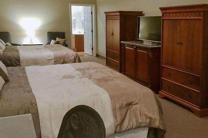 Room 12 of 17