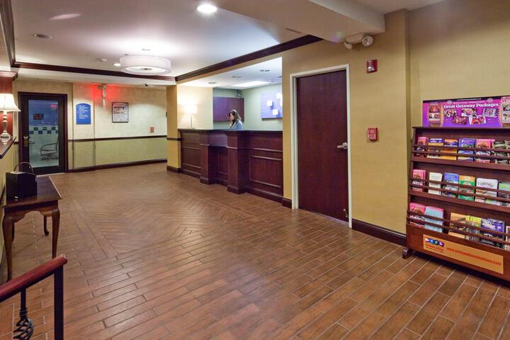 The Lawerenceburg Inn
