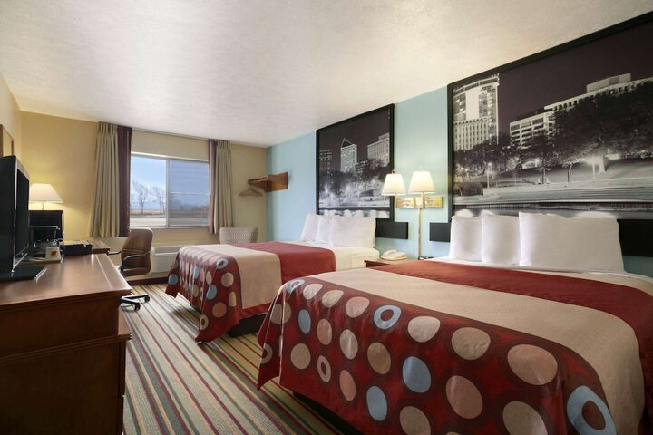 Room 8 of 8
