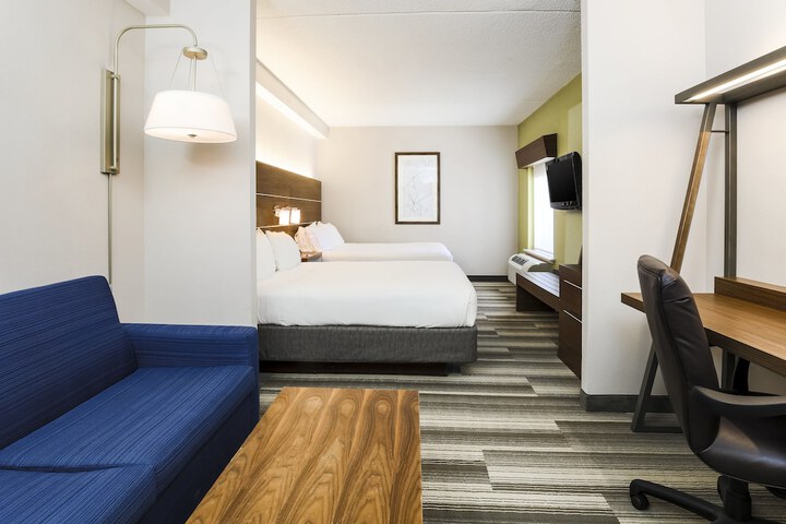 Room 15 of 29