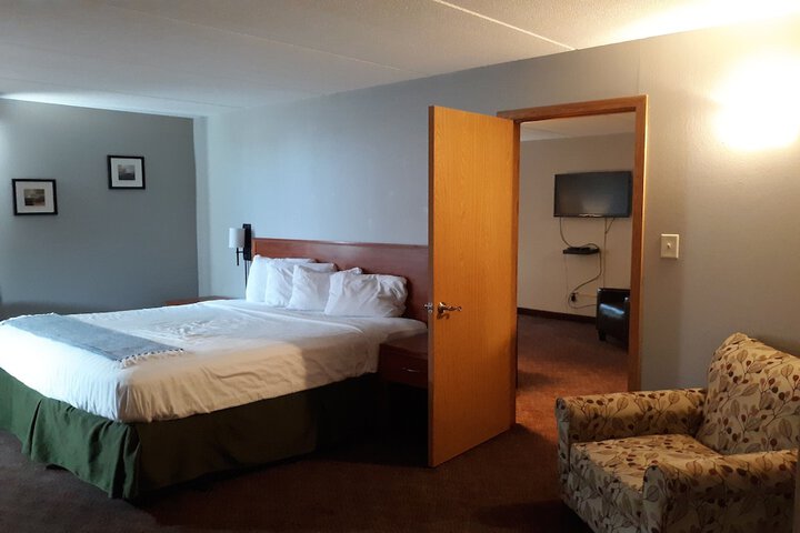 Room 57 of 76