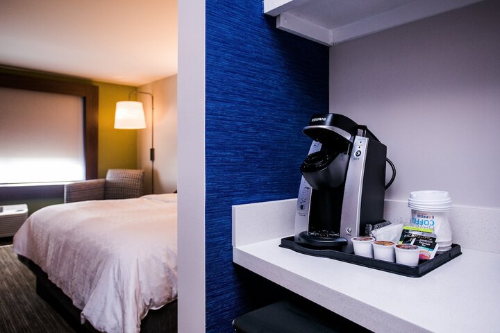Room 37 of 54