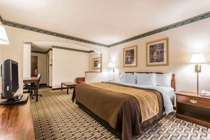 Room 13 of 26