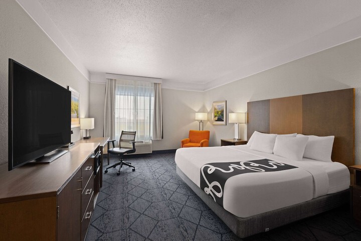 Room 12 of 47