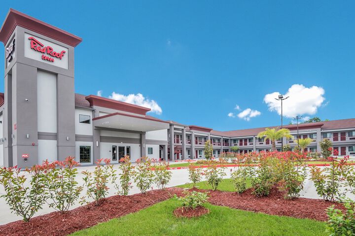 Hotel 4 of 34