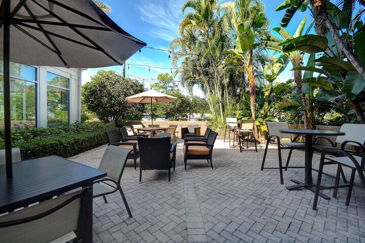 Terrace/Patio 47 of 49
