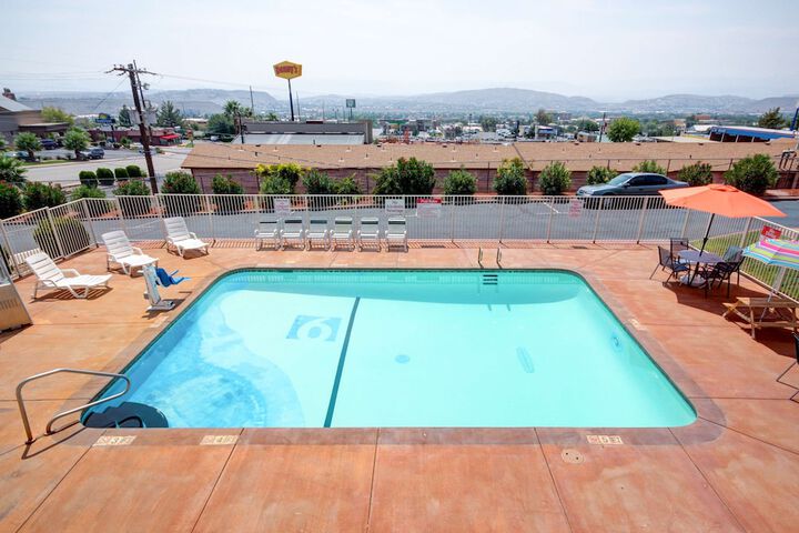Pool 11 of 49