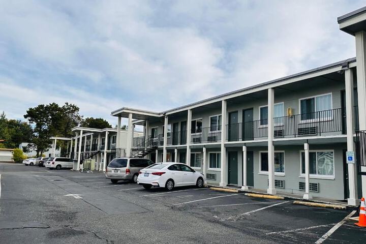 Hotel 2 of 18